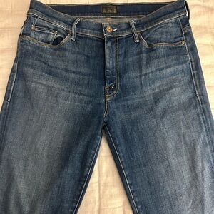 Mother Weekender Fray Jeans 31